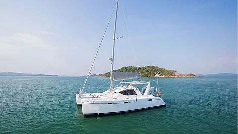 The Admiral — 40ft Admiral SA Charter Phuket to Khai Islands