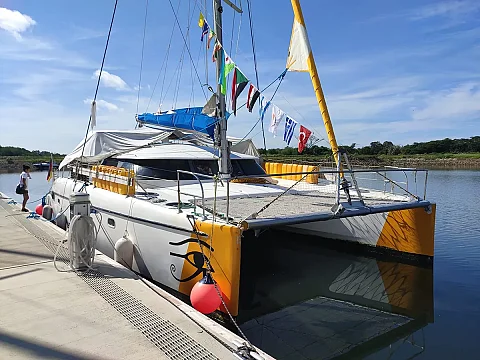  Parrot | 40ft Fountaine Pajot | Krabi
