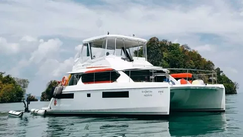 Krabi Explorer — 43ft Leopard Charter Krabi to Nui Bay
